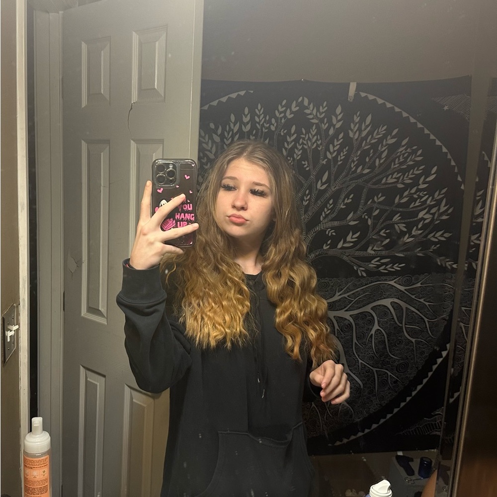 Meet your Posher, Hailey